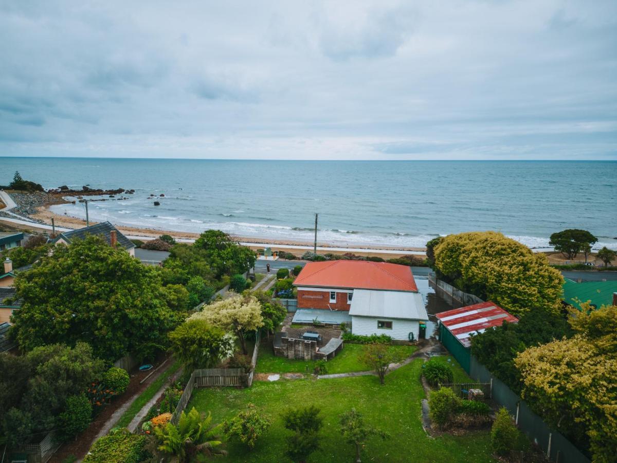 Sunrise At Penguin Villa Exterior photo